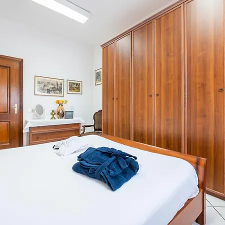 Domus Luna Tatil Evi *