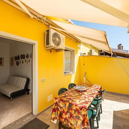 Domus Luna Casa vacanze Giba